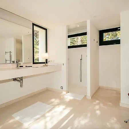 Будинок відпочинку Stupende 5 Da Letto In Affitto Piscina Privata Порто-Черво